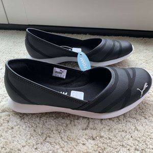 NWT Puma Slip On Soft Foam Sneakers